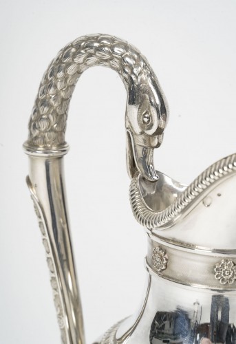 Aiguière ovoïde en argent massif, époque Empire 2è C0Q (1809–1818) - Emmanuel Redon Silver Fine Art
