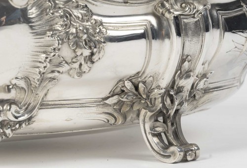 Argenterie et Arts de la table  - Boin taburet – jardiniere en argent massif et sa doublure - xixe