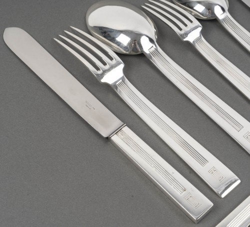 Argenterie et Arts de la table  - Jean tetard – Ménagère 132 pièces En Argent massif« Trocadero »