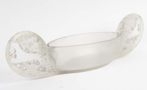 20th century - R. Lalique – "Saint-Hubert" planter, model created in 1927