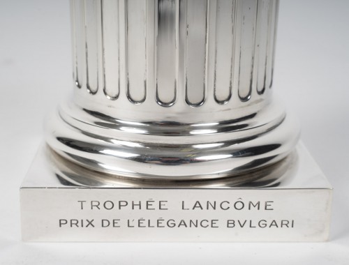Bulgari – vase trophée en argent massif - Argenterie et Arts de la table Style Années 50-60
