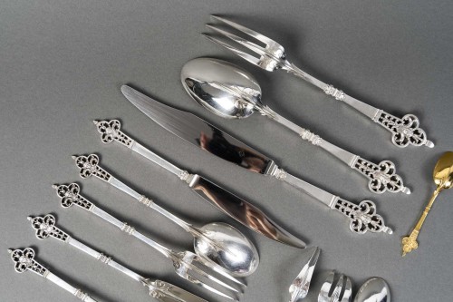 Napoléon III - Christofle &amp;Cardeilhac - Solid silver flatware set, 143 pieces, "Renaissan