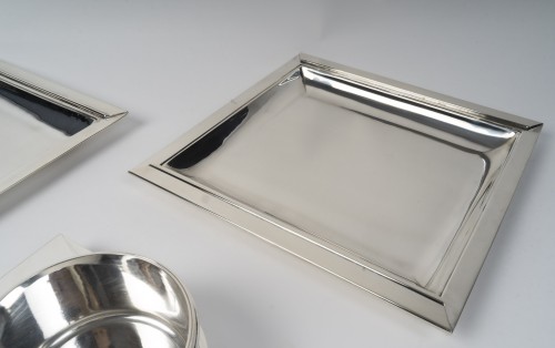 Argenterie et Arts de la table  - Jean E. Puiforcat - Ensemble de deux plats et saucière modèle « Trouville », 1925