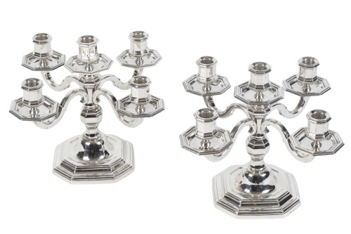 Christofle – Paire de candélabres argent massif à  cinq bougies vers 1940