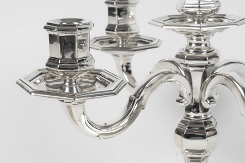 Christofle – Paire de candélabres argent massif à  cinq bougies vers 1940 - Emmanuel Redon Silver Fine Art