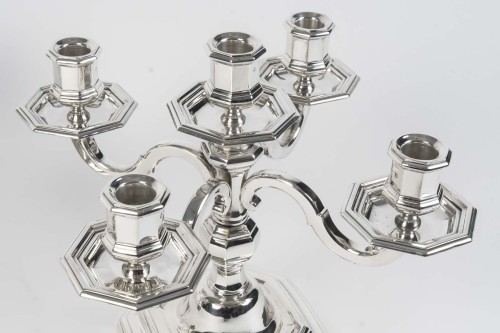 XXe siècle - Christofle – Paire de candélabres argent massif à  cinq bougies vers 1940