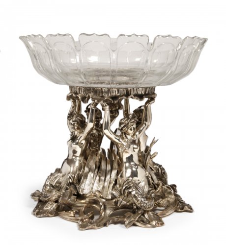 Centrepiece in silver bronze with naïades and Baccarat cut crystal