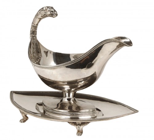 Empire sauceboat on its tray, by Guillaume Richard