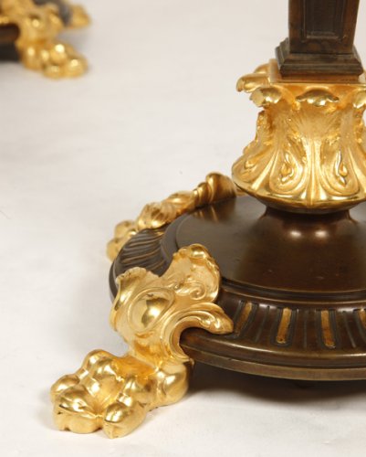 Napoléon III - Paire de candélabres en bronze patiné et doré Napoléon III