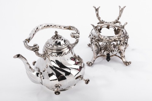 19th century - Samovar rocaille in silver by Martin Marie Vve