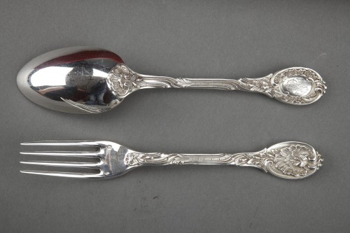 19th century -  Odiot - 236 solid silver cutlery &quot;MEISSONNIER&quot; set oak chest