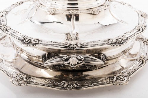 Odiot - Vegetable dish on its platter in solid silver XIXth - Napoléon III