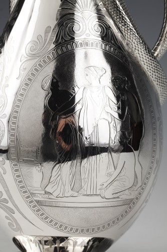 Antiquités - Edouard &amp; John Barnard - Ewer in solid silver XIXth London