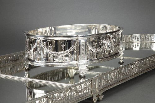 Queille – Surtout de table et sa Jardinière en argent massif XIXè - Argenterie et Orfèvrerie Style Napoléon III