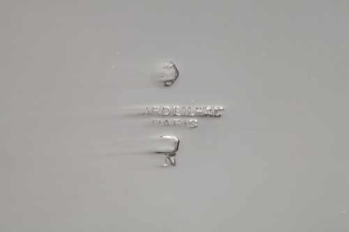 Cardeilhac - Plat en argent massif modèle fer de lance mascaron - Emmanuel Redon Silver Fine Art