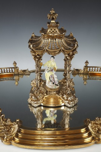 Antique Silver  - Boin Taburet - surtout de table in finely chiseled vermeil