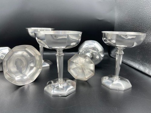 Antiquités - Boulenger - Suite of 12 cups in sterling silver Art deco