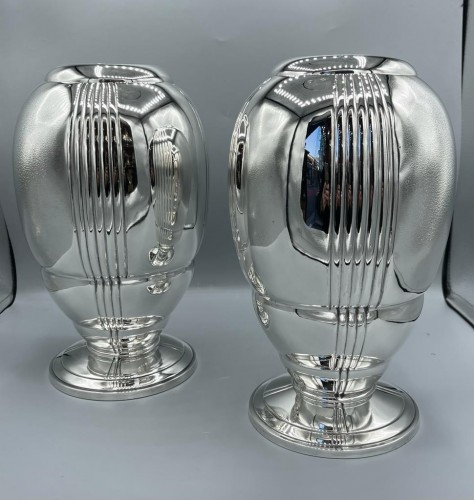 20th century - Ravinet d&#039;Enfert - Pair of  Art déco solid silver vases