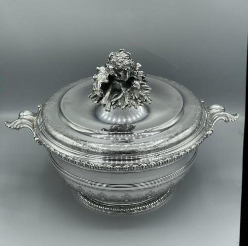 Napoléon III - Puiforcat - Soup tureen in sterling silver Regency  19th 