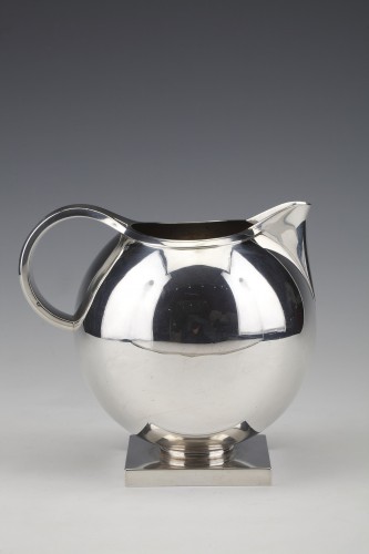 20th century - Jean Tétard - Pitcher in sterling silver Art Déco period
