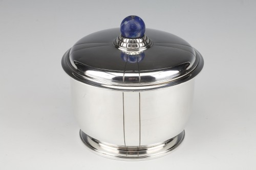 Jean Elisée Puiforcat - Covered box in silver and Lapis Lazuli Art Deco - silverware & tableware Style Art Déco