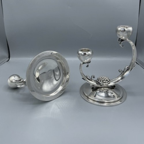 XXe siècle - Holger Rasmussen - Paire de candélabres en argent massif deux lumières