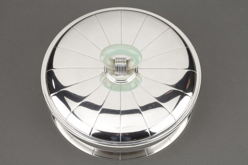 20th century - Jean Puiforcat - Art Déco Covered vegetable dish in sterling silver