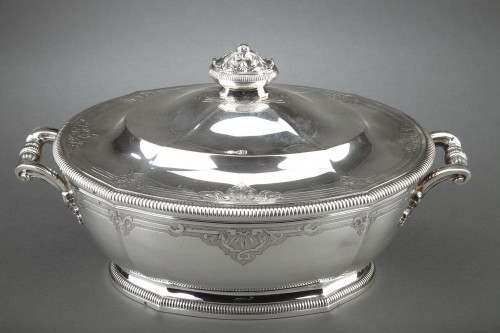 Orfèvre H. Lapparra - Soupière couverte en argent massif fin XIXè - Argenterie et Orfèvrerie Style Napoléon III