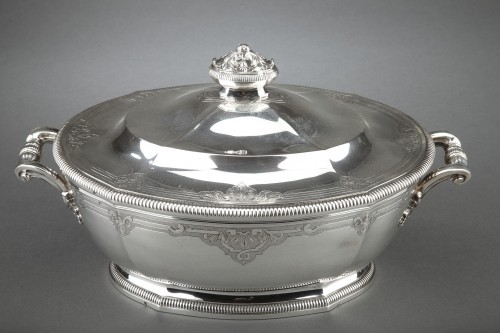 H. LAPPARRA - Covered soup tureen in solid silver late 19th  - silverware & tableware Style Napoléon III