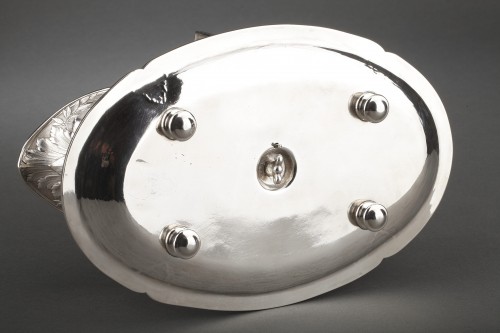 19th century - Gustave Odiot (1865-1894) – Solid silver sauce boat on its 19th  tray