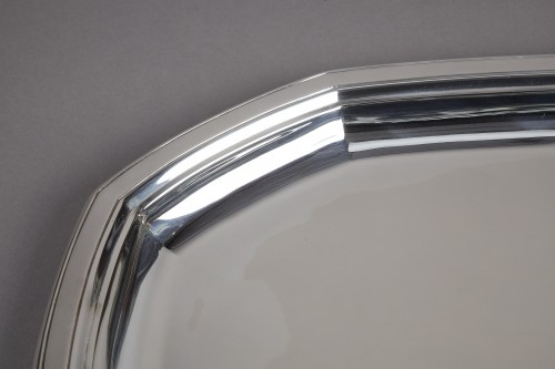 20th century - Jean E. Puiforcat - Large Art Deco solid silver presentation dish