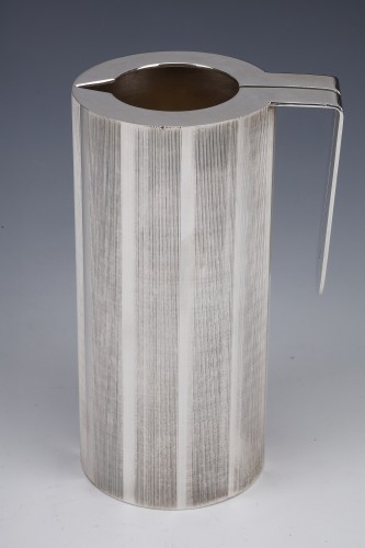 Lella and Massimo - Pitcher in brushed solid silver XXth c. 1971 - 