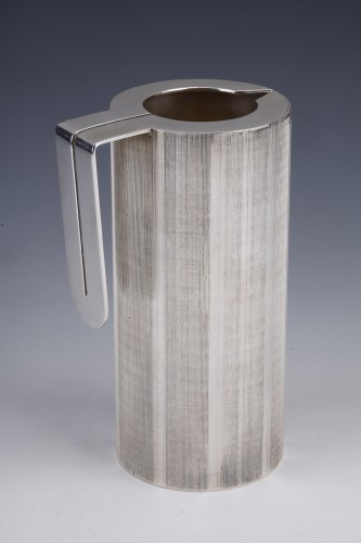 20th century - Lella and Massimo - Pitcher in brushed solid silver XXth c. 1971