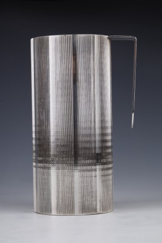 Lella and Massimo - Pitcher in brushed solid silver XXth c. 1971 - 50