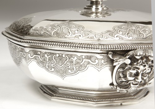 Antiquités - Boin Taburet - Centerpiece, Vegetable dish and its dish in sterling silver