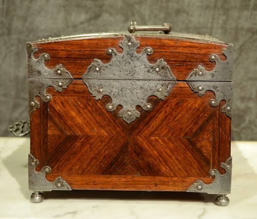 Objects of Vertu  - A Fine Steel Mounted Kingwood Box signed Pérille à Moulins