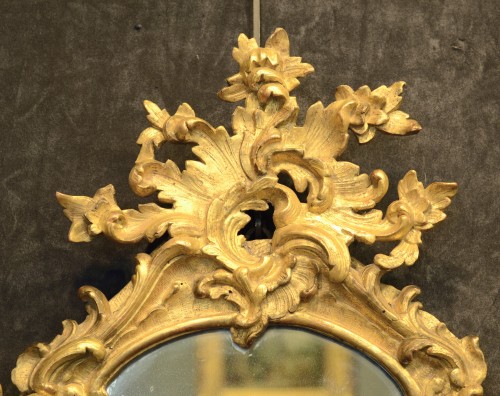 XVIIIe siècle - Paire de miroirs rococo du XVIIIe siècle