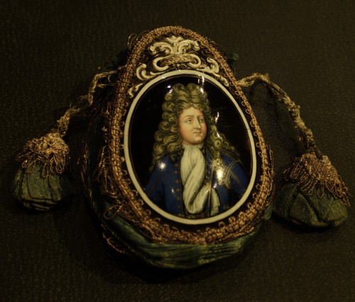 A Louis XIV enamel Purse by Laudin - Curiosities Style Louis XIV