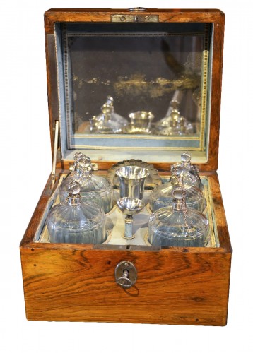 Nécessaire à parfum d'époque Louis XV