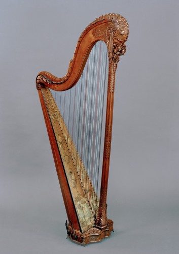 Curiosities  - A fine Louis XVI harp by Naderman