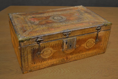 A Louis XIII gilt-tooled morocco leather box - Objects of Vertu Style Louis XIII