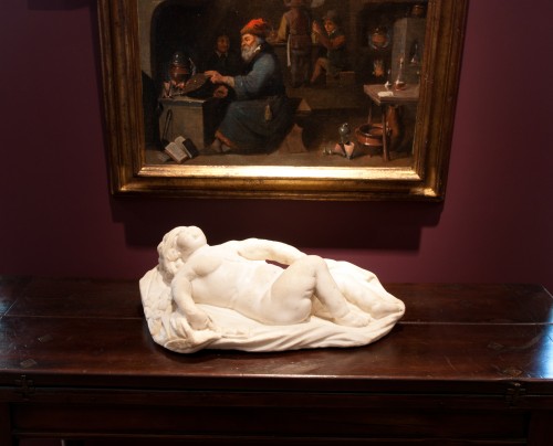 XVIIe siècle - Eros endormi - Sculpture en marbre blanc, Italie fin XVIIe siècle 
