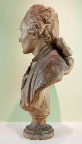 XVIIIe siècle - Buste de jeune homme en plâtre patiné XVIIIe siècle