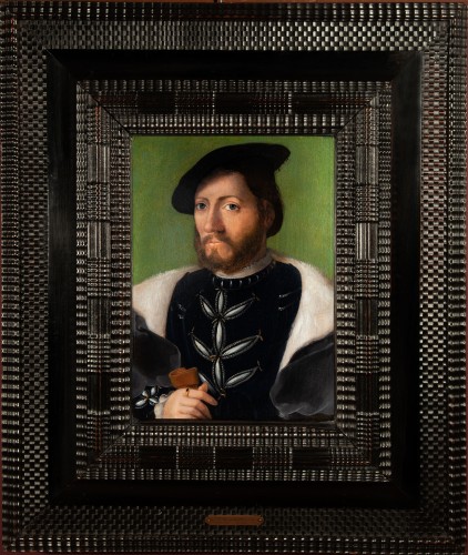 Atelier de Corneille de Lyon (1500-1575) - Portrait d’un jeune homme au toquet noir