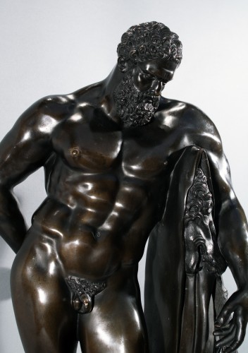 Hercule Farnèse d’après l’antique, Italie XIXe siècle - Sculpture Style 