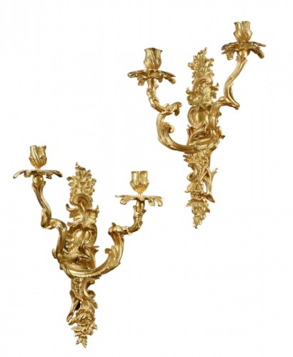 Pair of two arms wall lights with foliage decoration