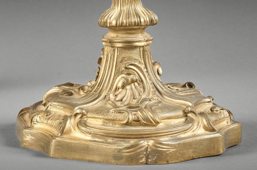 Luminaires Bougeoirs et Chandeliers - Paire de flambeaux en bronze doré