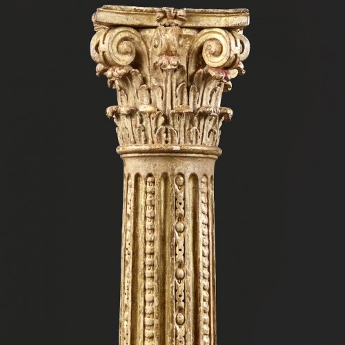 Objet de décoration Colonne Piédestal - Paire de colonnes à décor de têtes d'anges et de Putti