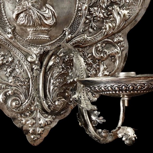 Pair of wall lights in embossed metal - 