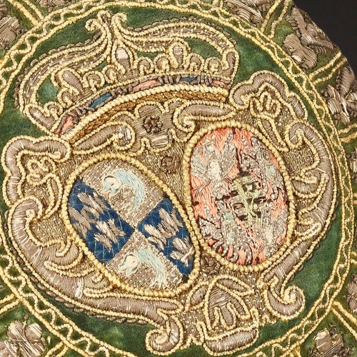 Coin purse with the arms of Marie-Josèphe de Saxe, Dauphine of France - Objects of Vertu Style Transition